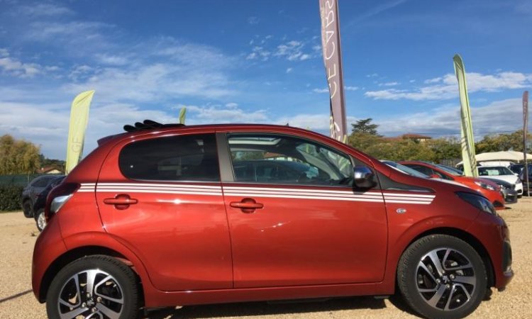 Voiture d'occasion Peugeot 108 Messimy