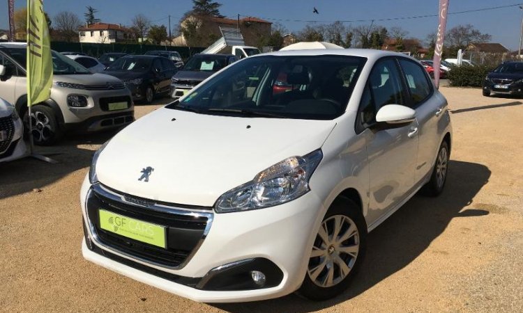 Ancienne Peugeot 208 d’occasion Messimy